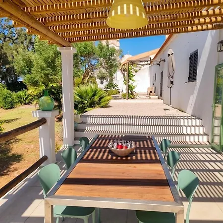 Casa En Vila Do Bispo Jardin Naturaleza Y Surf Vakantiehuis