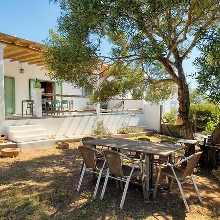 Vakantiehuis Casa En Vila Do Bispo Jardin Naturaleza Y Surf *